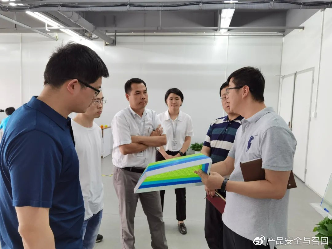 博士团队“进厂入企”现场